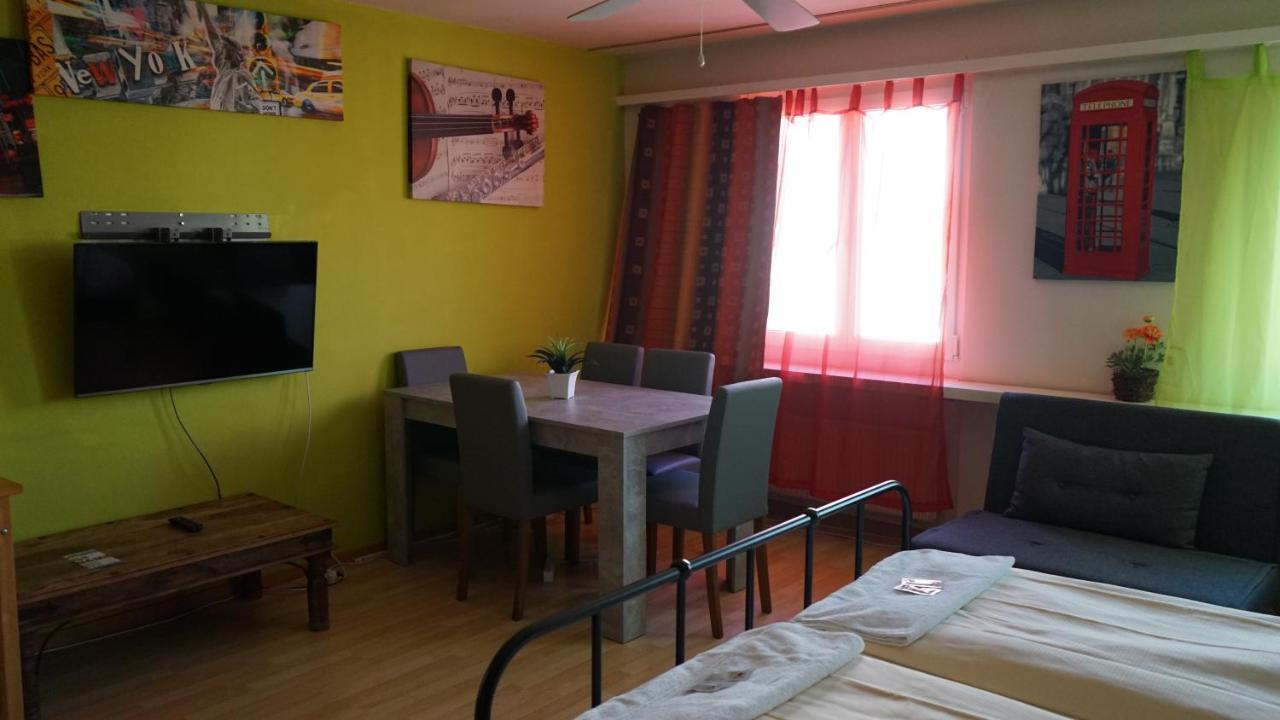 Hotel & Backpackers Zak Σαφχάουζεν Εξωτερικό φωτογραφία