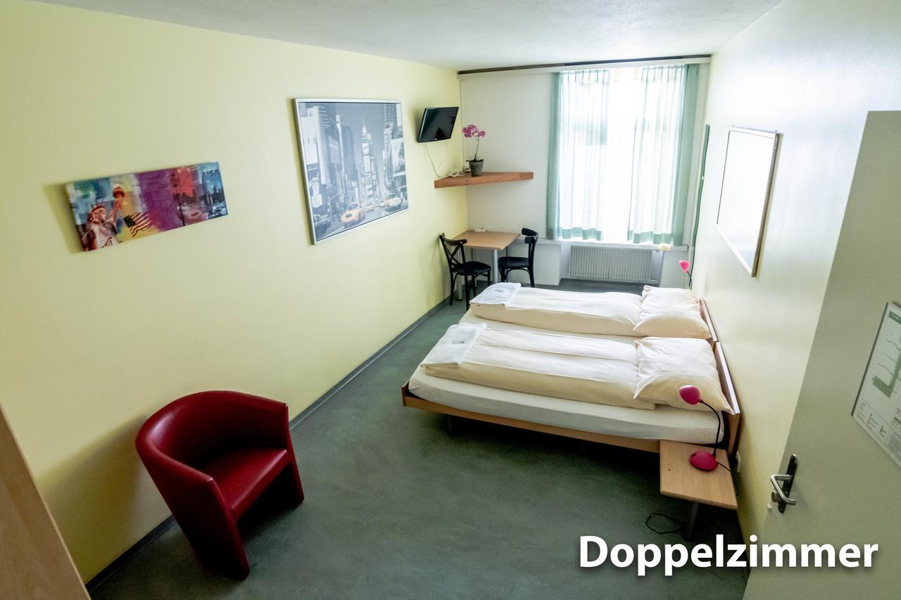 Hotel & Backpackers Zak Σαφχάουζεν Εξωτερικό φωτογραφία
