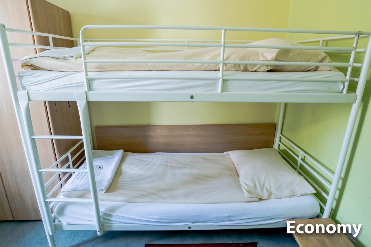 Hotel & Backpackers Zak Σαφχάουζεν Εξωτερικό φωτογραφία