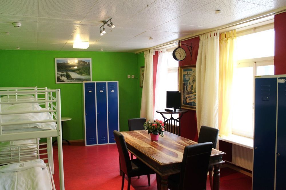 Hotel & Backpackers Zak Σαφχάουζεν Εξωτερικό φωτογραφία